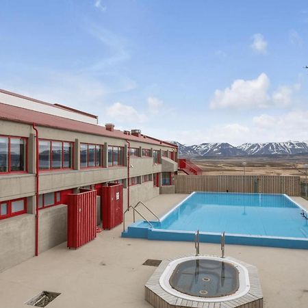Hunavellir Guesthouse Блёндюоус Экстерьер фото