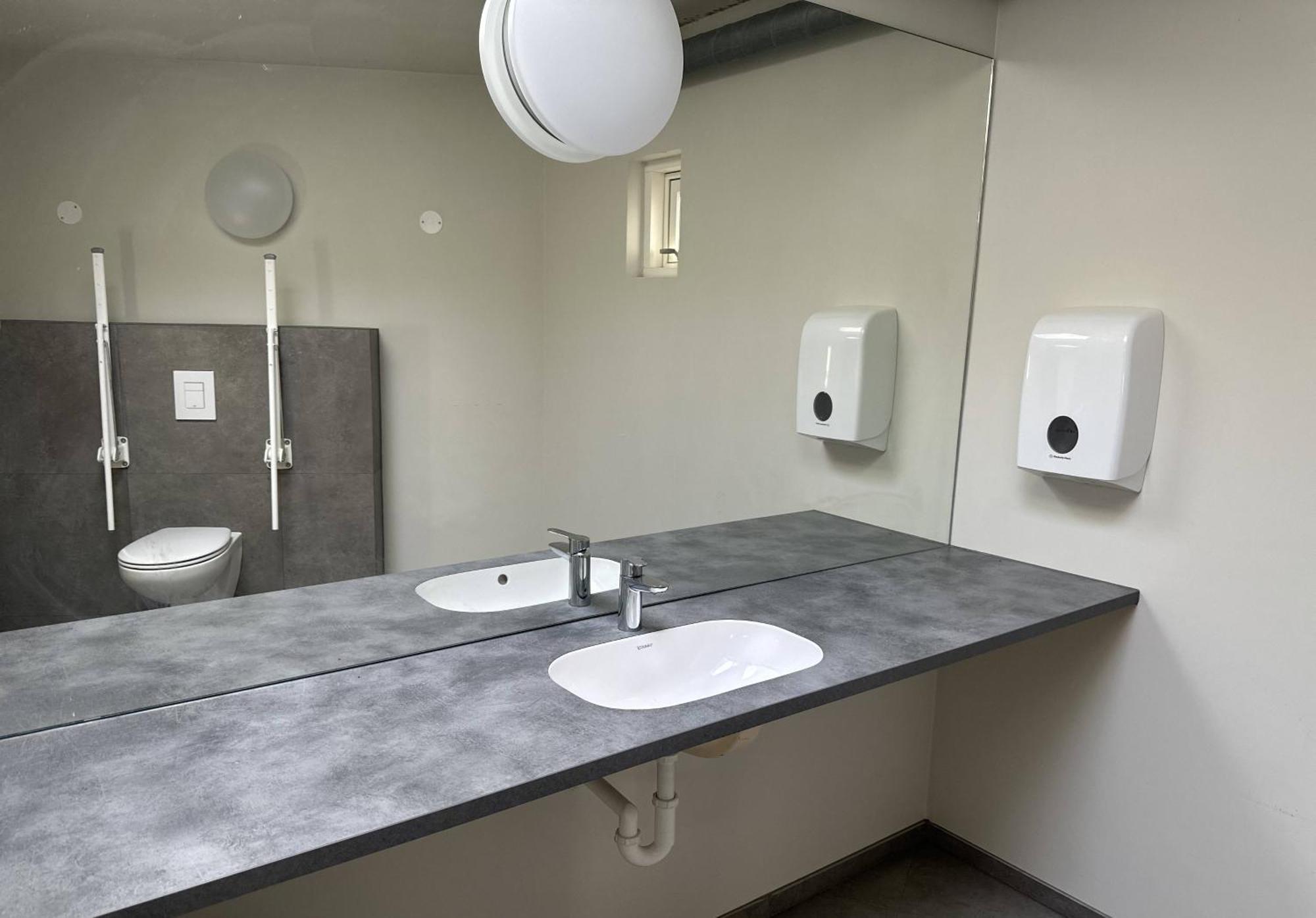Hunavellir Guesthouse Блёндюоус Экстерьер фото