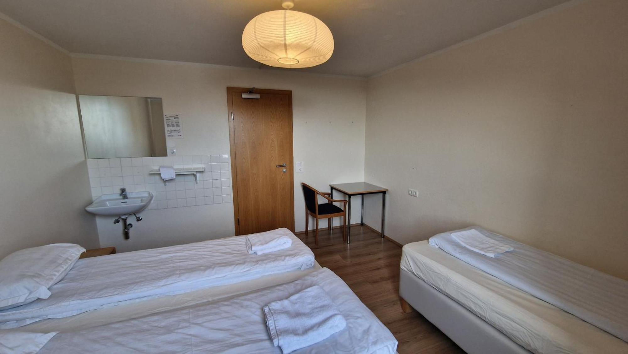 Hunavellir Guesthouse Блёндюоус Экстерьер фото
