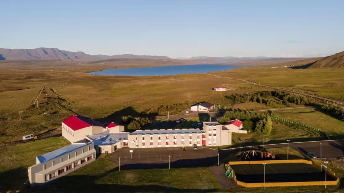 Hunavellir Guesthouse Блёндюоус Экстерьер фото