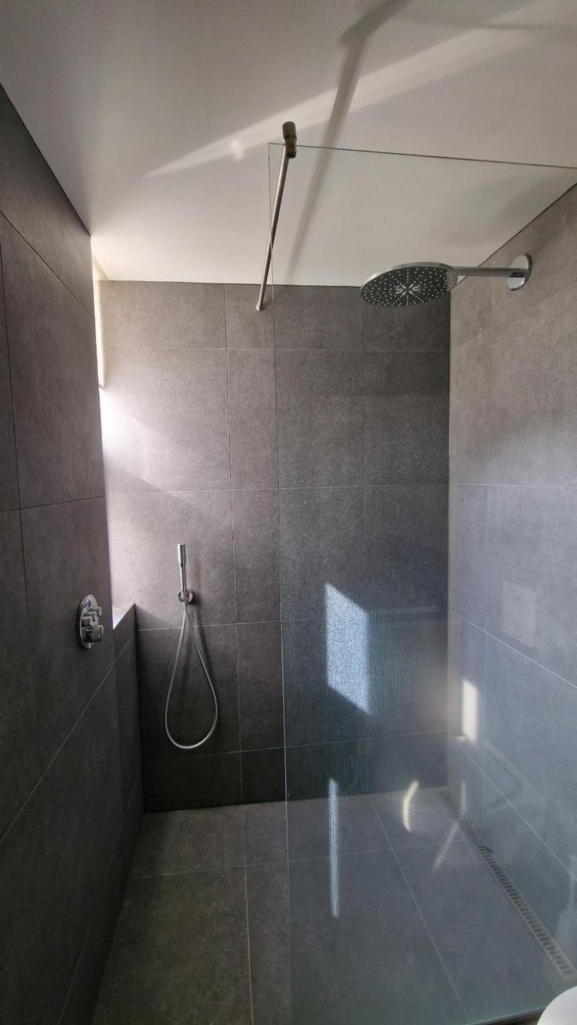 Hunavellir Guesthouse Блёндюоус Экстерьер фото