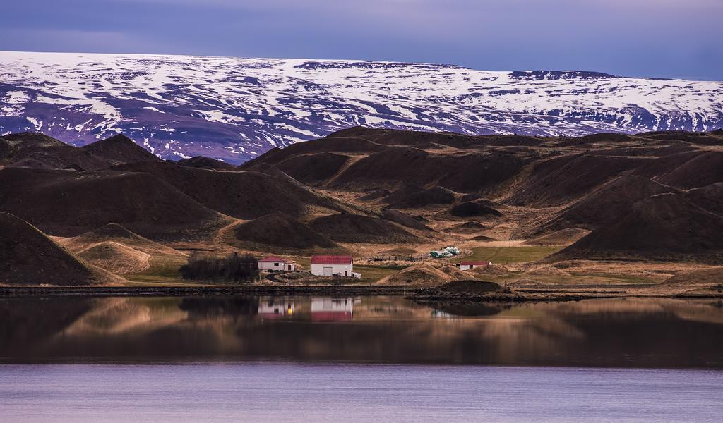 Hunavellir Guesthouse Блёндюоус Экстерьер фото